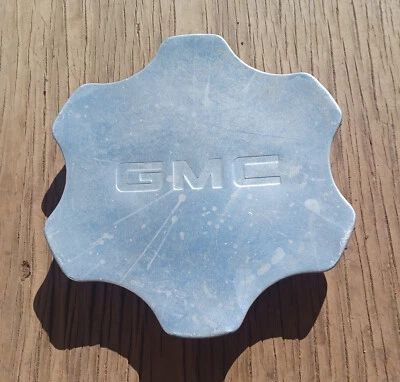 Tapa central GMC Yukon, Denali, Sierra 1500, 2001-2006, p/n 9594256 07 Foto 1 de 3