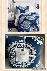 NEW Pottery Barn Dorm Teen MEDALLION FLORETTE Comforter, Sheets, Sham XL TWIN - Picture 1 of 5