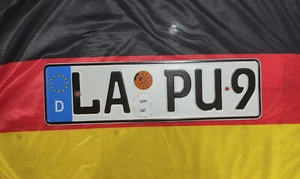 Targa tedesca Germania - Landshut - Bayern (taglia più corta) - Foto 1 di 1