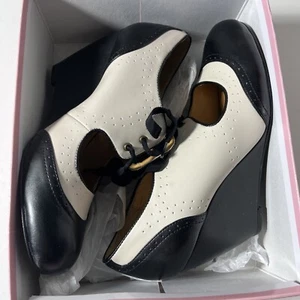 Women's Crown Vintage Delight Black/Cream  Shoes  Size 9 1/2 - Picture 1 of 16