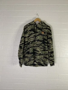 Large Independent All Over Camo Embroidered Sun Lighting And Star Hoodie - Picture 1 of 8