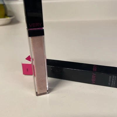 Victoria's Secret Very Sexy Lip Luster Babe Pink New In Box - Image 1 of 3