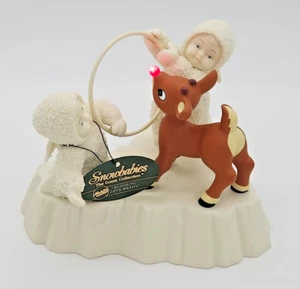 Department 56 Snowbabies Guest "Rudolph Gets Ready" w/Blinking Red Nose - Picture 1 of 24