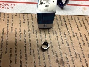 Genuine Ford B8T-7227-A Gear Shift Lever Spring - Picture 1 of 4
