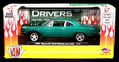 M2 Machines 69 1969 Plymouth Road Runner 440 6-Pack Auto-Drivers Car 12-04 - Image 1 of 2