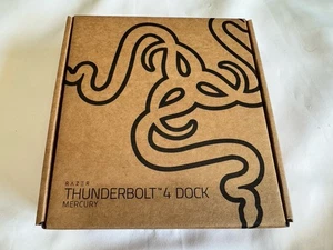 Razer Thunderbolt 4 Dock Mercury excellent condition Includes Everything - Afbeelding 1 van 6