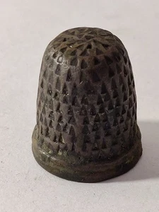 Superbe Ancien Dé A Coudre Médiéval En Bronze - Afbeelding 1 van 2