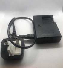 OLYMPUS Digital Camera Li-ion Battery Charger LI-40C 