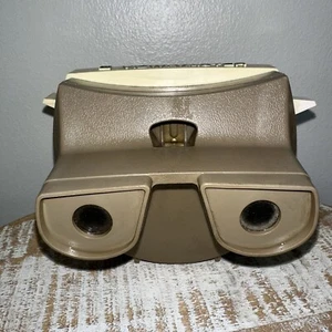 Model H View-Master Tan Beige Lighted Viewer Sawyer's Made In USA Working Tested - Picture 1 of 6