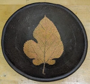 Autumn Leaf Stoneware Bowl Clay Pottery Decorative Dish Fall Nature Home Decor - Picture 1 of 3