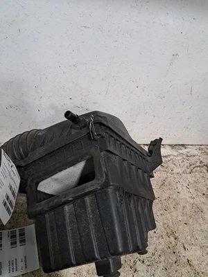 Корпус воздухоочистителя/воздушного фильтра 2021 Voyager Sku #4102347 - Изображение 1 из 4