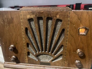 RARE Antique Table Top - Lafayette Radio - Picture 1 of 6