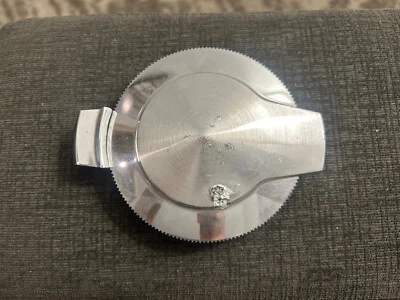 1968 1969 1970 DODGE CHARGER PLYMOUTH BARRACUDA MOPAR ORIGINAL FLIP TOP GAS CAP - Image 1 of 4