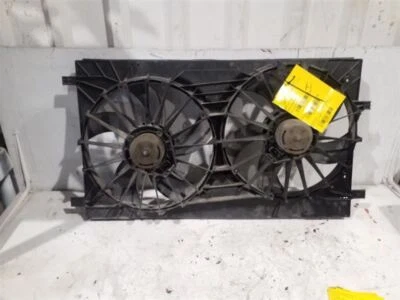 2011-2014 Chrysler 200 Radiator Fan Motor Fan Assembly 2.4L - Image 1 of 4