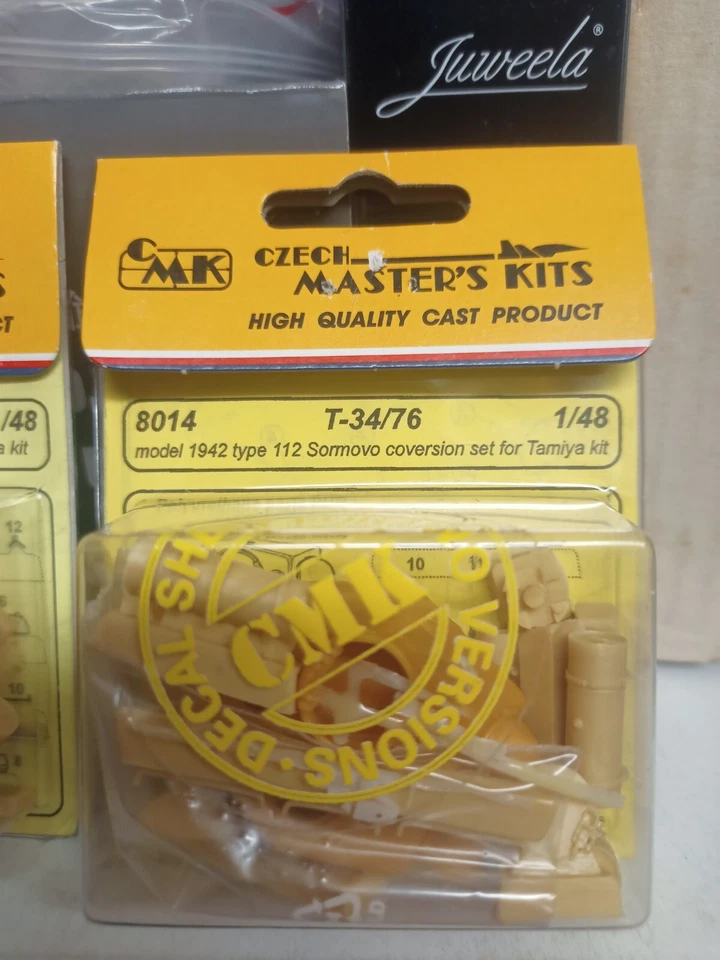 MODELLISMO- T34/76 model 1942 type 112 Sommovo - CMK 1/48 scale - Immagine 1 di 1