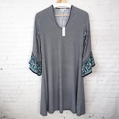 Max Studio Jersey Knit Dress Size S Navy Blue Print Bell 3/4 Sleeves Stretch - Image 1 of 4