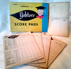 Almohadillas de puntuación Yahtzee 1956 vintage - caja original - nunca usadas - Imagen 1 de 7