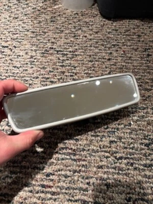 2009-2018 Volkswagen Tiguan Interior Rear View Mirror Oem Cream Beige - Image 1 of 4