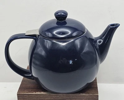Sweese Small Navy Blue Teapot With Stainless Steal Infuser - Image 1 of 4