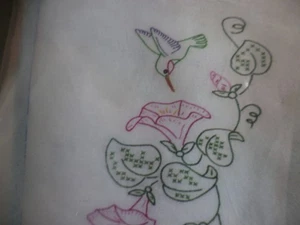 Kit de fundas de almohada punto de cruz Jack Dempsy aguja arte colibrí par nuevo en paquete - Imagen 1 de 3