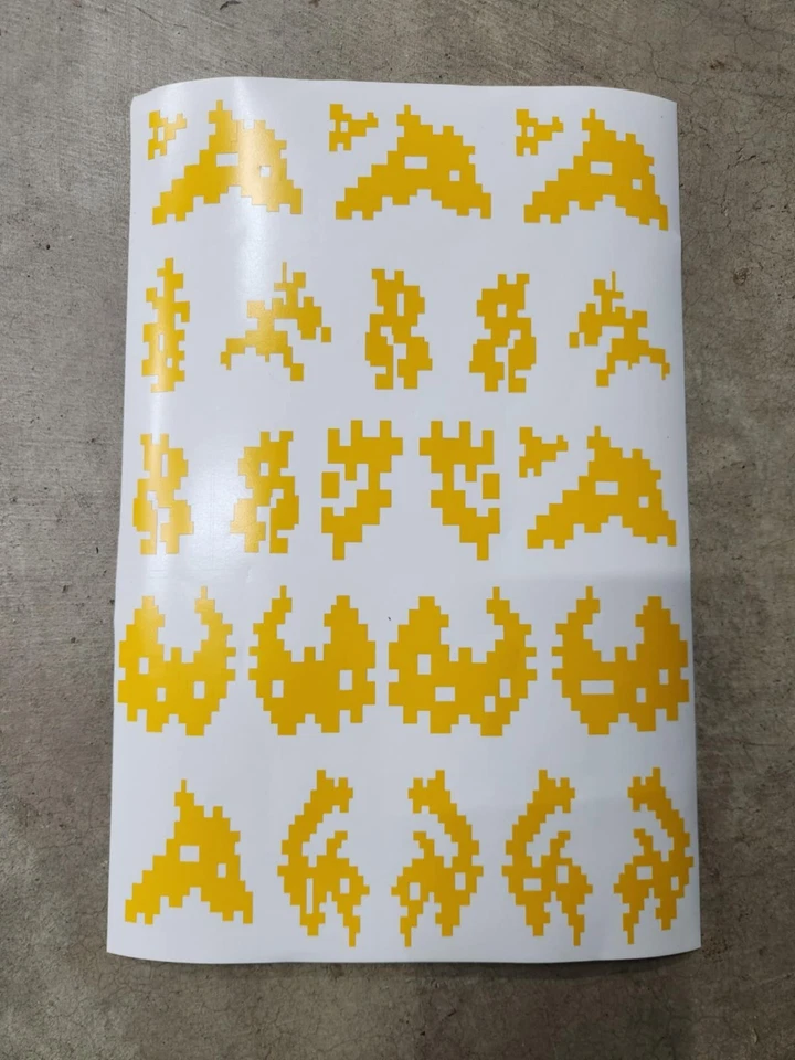 Digital Camo High Heat Vinyl Stencil 12" x 8" Unweeded Cerakote Duracoat  - Image 1 of 2