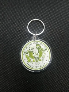 Cheech and Chong Get It Legal Schlüsselanhänger! Sehr seltener Fund! In Bud We Trust - Bild 1 von 2