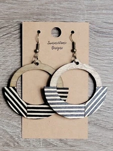 Hand Painted Laser Cut Wood Earrings Black & Cream Striped Circle - Picture 1 of 1