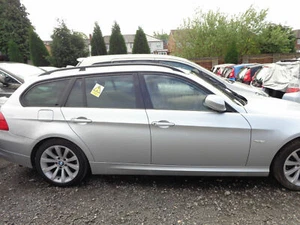 BMW 3 SERIES E91 LCI 318i 6 SPD MANUAL 2009-2012 4 x WHEEL NUTS/ BOLTS - Imagen 1 de 1