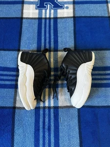 Jordan Retro 12 Playoffs Niño Pequeño Talla 8C Negro Blanco Niños - Imagen 1 de 9