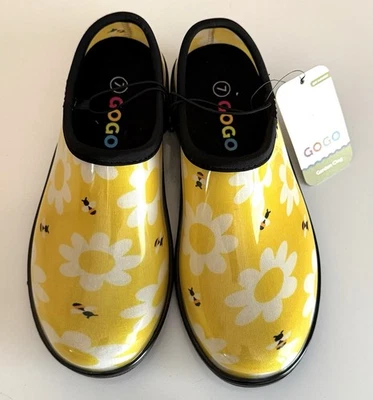 GOGO YELLOW/WHITE WOMEN'S 7 FLORAL BUMBLEBEE WATERPROOF PVC GARDEN CLOGS NWT - Image 1 of 4