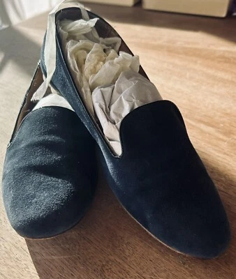 J. Crew Collection Navy Blue Suede Leather Runded Toe & Patent Leather Trim flat - Image 1 of 4