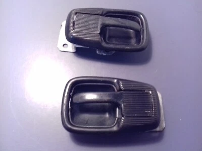 VW Classic Beetle 1968-on Interior Door Pull Openers + Surrounds L+R Volkswagen - Imagem 1 de 4