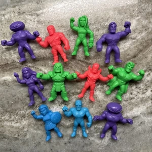 Lote 11 - Wendy's DC Heroes - Manta negra-Mera figuras de goma púrpura etc. f8 - Imagen 1 de 6