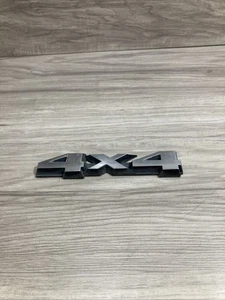 1984-1996 Jeep Cherokee XJ Comanche MJ 4x4 Emblem Badge OEM Used - Picture 1 of 4