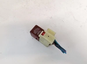 Toyota Previa 2001 Relay Module 9098702016, 156700-1570 #1239361-74 - Picture 1 of 9