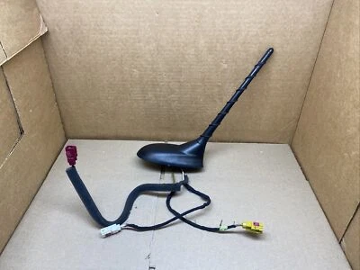 2014-2018 Jeep Cherokee Roof Mounted Radio Antenna OEM P05064642AD 05064642AD - Image 1 of 4