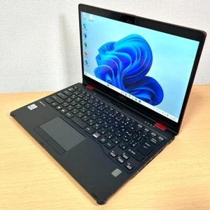 Fujitsu Lifebook U9310X/D 2in1 Intel Core i5-10310U SSD 256GB RAM 16GB - Afbeelding 1 van 16