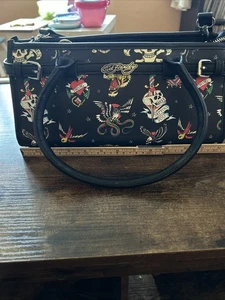 Borsa donna Ed Hardy a tracolla con tracolla. Nero. Flash per tatuaggi classico ispirato a Y2K - Foto 1 di 14