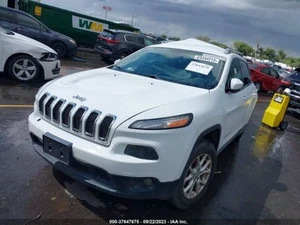 AC Compressor Fits 14-20 CHEROKEE 2107919 - Picture 1 of 9