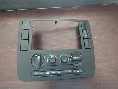 Ford Freestar 2004 panel de control climático temperatura calor aire acondicionado OEM 3F231704608 Foto 1 de 2