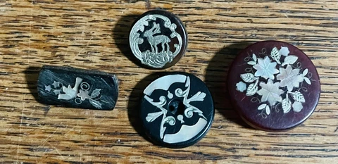 Ex rare Set Of 4 Antique HORN INLAY buttons, 1880s/1890s, 1 Backmarked Cover