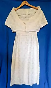 Vintage 1960s Lace and Satin dress~ Handmade~ Petite Small~ FREE SHIPPING~ - Picture 1 of 6