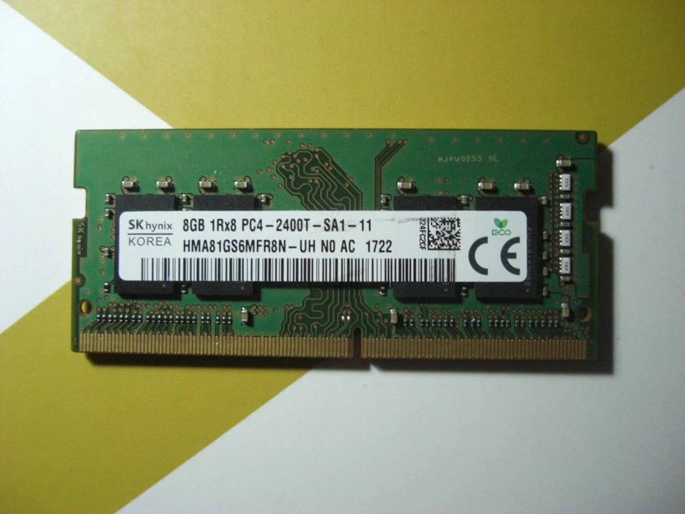 MODULO RAM MEMORIA HYNIX DDR4 8GB 1Rx8  PC4  2400T-SA1-11 1722 SPED.GRATIS - Immagine 1 di 1