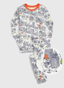 GAP Kids Boys NEW Sz 4 Santa Parade Long Sleeve 2 Piece Pajama PJs - Rtl $39 - Picture 1 of 2