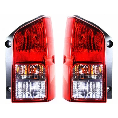 Par de luces traseras para conductor pasajero Nissan Pathfinder 2005-2012 DOT con bombillas Foto 1 de 4