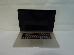 Apple MacBook Pro A1398 (Mid-2015) 15' Core i7-4870HQ 2.50GHz 16GB No SSD (J300) - Picture 1 of 7