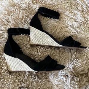 Splendid Women's Wedge Shoes Black Suede Size 9 1/2 Low Wedge Very Comfortable - Picture 1 of 4