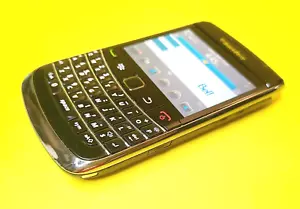 100% WORKING & UNLOCKED BLACKBERRY BOLD 9700 QWERTY CELL PHONE BELL TELUS ROGERS - Picture 1 of 9