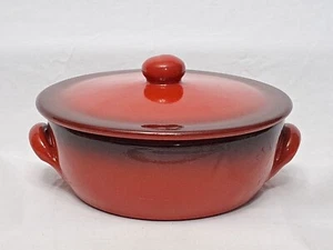 De Silva 8,5" Steinzeug Rot Cerise Backkasserolle Dutch Oven mit Deckel 2,5 Quart - Bild 1 von 20