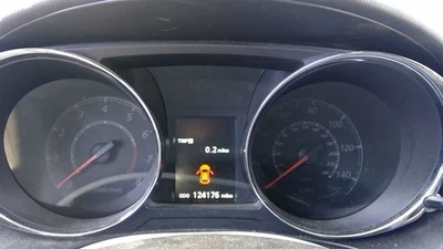 Speedometer Fits 18-19 OUTLANDER SPORT 1583038 - Image 1 of 4